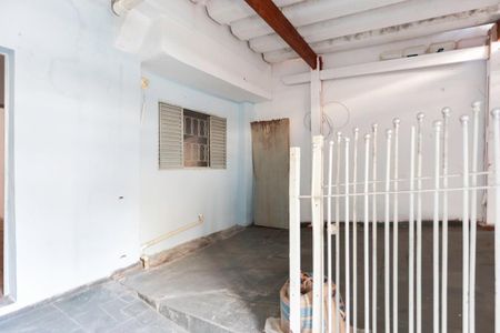 Casa para alugar com 60m², 1 quarto e 1 vagaEntrada e garagem