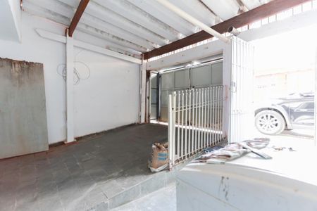 Casa para alugar com 60m², 1 quarto e 1 vagaEntrada e garagem