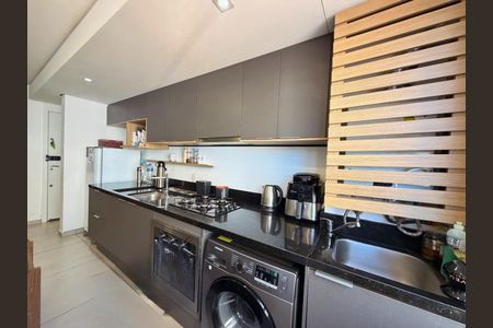 Cozinha de apartamento à venda com 2 quartos, 53m² em Fátima, Canoas