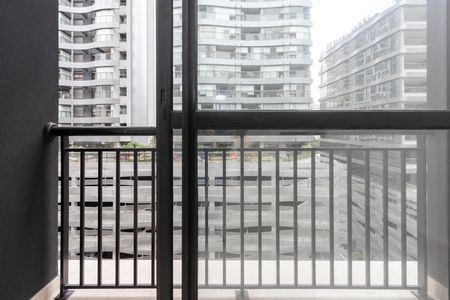 Studio à venda com 23m², 1 quarto e sem vaga Studio à venda com 23m², 1 quarto e sem vagaVaranda