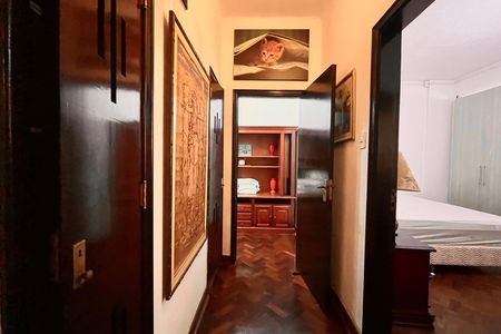 Apartamento para alugar com 200m², 3 quartos e sem vaga Apartamento para alugar com 200m², 3 quartos e sem vagaCorredor