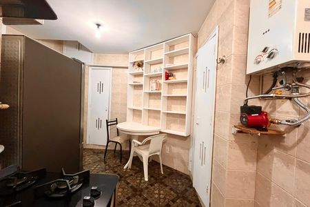 Apartamento para alugar com 200m², 3 quartos e sem vaga Apartamento para alugar com 200m², 3 quartos e sem vagaCozinha