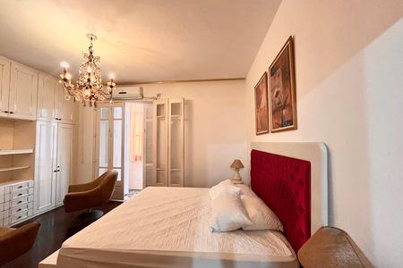 Apartamento para alugar com 200m², 3 quartos e sem vaga Apartamento para alugar com 200m², 3 quartos e sem vagaBanheiro da suíte