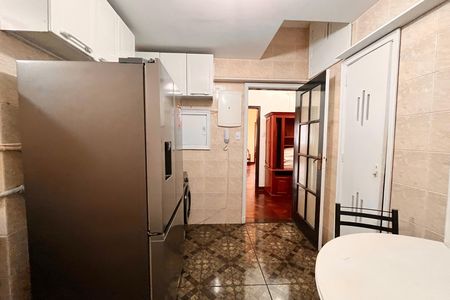 Apartamento para alugar com 200m², 3 quartos e sem vaga Apartamento para alugar com 200m², 3 quartos e sem vagaCozinha