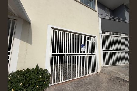 Casa para alugar com 70m², 2 quartos e 1 vagaFachada - Plaquinha instalada COD YWPD-656