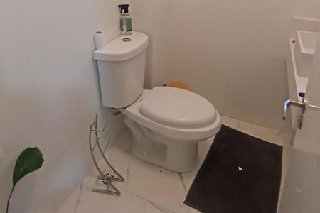 Apartamento à venda com 122m², 4 quartos e 1 vaga Apartamento à venda com 122m², 4 quartos e 1 vagaBanheiro