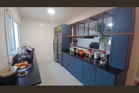 Cozinha de apartamento à venda com 4 quartos, 122m² em Independência, Porto Alegre