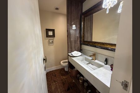 Apartamento à venda com 156m², 3 quartos e 2 vagas Apartamento à venda com 156m², 3 quartos e 2 vagasBanheiro