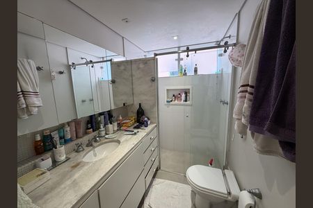 Apartamento à venda com 156m², 3 quartos e 2 vagas Apartamento à venda com 156m², 3 quartos e 2 vagasBanheiro