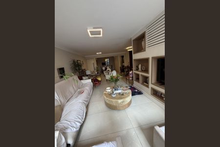 Apartamento à venda com 156m², 3 quartos e 2 vagas Apartamento à venda com 156m², 3 quartos e 2 vagasSala