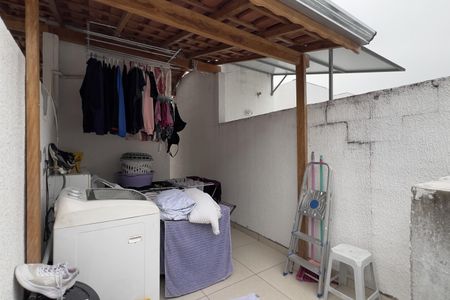 Casa de condomínio à venda com 115m², 3 quartos e 1 vaga Casa de condomínio à venda com 115m², 3 quartos e 1 vagaÁrea de Serviço e Churrasqueira