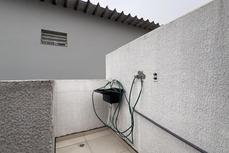 Casa de condomínio à venda com 115m², 3 quartos e 1 vaga Casa de condomínio à venda com 115m², 3 quartos e 1 vagaÁrea de Serviço e Churrasqueira