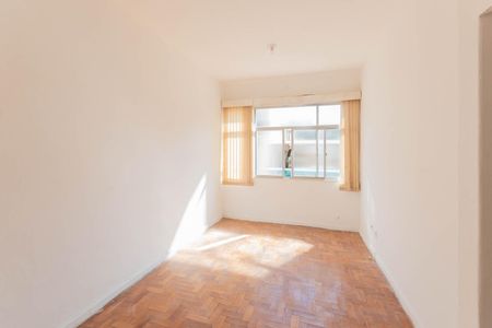 Sala de apartamento para alugar com 2 quartos, 60m² em Jacaré, Rio de Janeiro