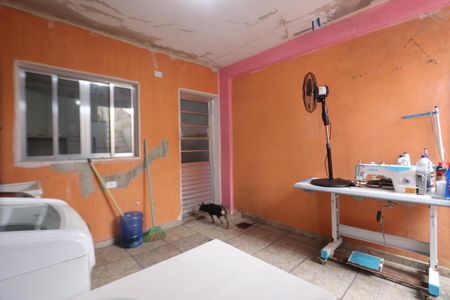 Casa à venda com 84m², 2 quartos e 2 vagasLavanderia