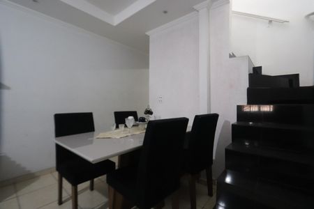 Casa à venda com 84m², 2 quartos e 2 vagasSala de Jantar
