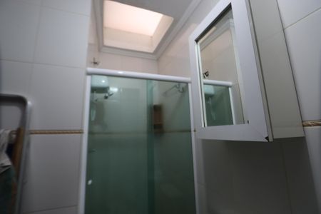 Casa à venda com 84m², 2 quartos e 2 vagasBanheiro social