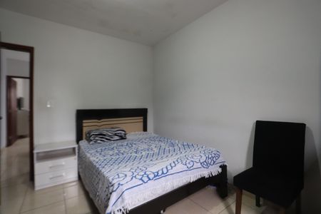 Casa à venda com 84m², 2 quartos e 2 vagasQuarto 2