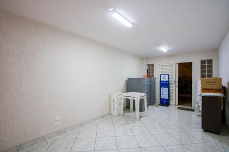 Casa à venda com 268m², 3 quartos e 4 vagas Casa à venda com 268m², 3 quartos e 4 vagasSalão 1