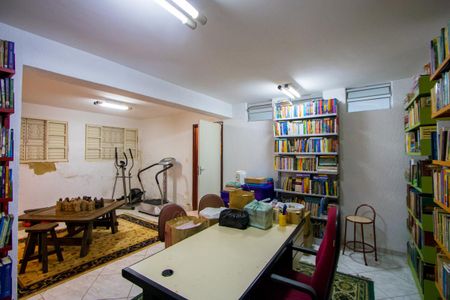 Casa à venda com 268m², 3 quartos e 4 vagas Casa à venda com 268m², 3 quartos e 4 vagasSalão 2