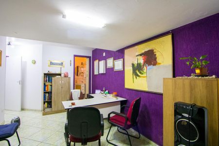 Casa à venda com 268m², 3 quartos e 4 vagas Casa à venda com 268m², 3 quartos e 4 vagasQuarto 1 - Suíte