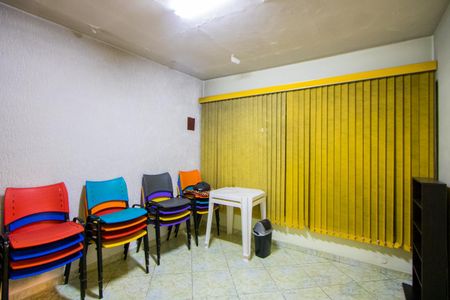 Casa à venda com 268m², 3 quartos e 4 vagas Casa à venda com 268m², 3 quartos e 4 vagasQuarto 3