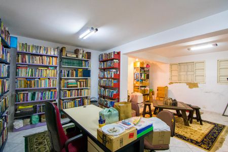 Casa à venda com 268m², 3 quartos e 4 vagas Casa à venda com 268m², 3 quartos e 4 vagasSalão 2
