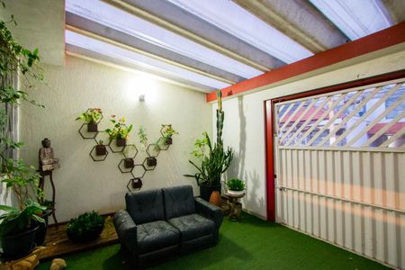 Casa à venda com 268m², 3 quartos e 4 vagas Casa à venda com 268m², 3 quartos e 4 vagasÁrea frontal