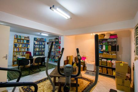 Casa à venda com 268m², 3 quartos e 4 vagas Casa à venda com 268m², 3 quartos e 4 vagasSalão 2