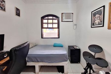 Casa à venda com 65m², 2 quartos e sem vaga Casa à venda com 65m², 2 quartos e sem vagaQuarto 2