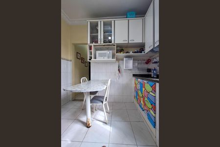 Casa à venda com 65m², 2 quartos e sem vaga Casa à venda com 65m², 2 quartos e sem vagaCozinha