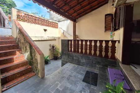 Varanda da Sala de casa à venda com 2 quartos, 65m² em São Lourenço, Niterói