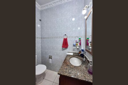 Casa à venda com 65m², 2 quartos e sem vaga Casa à venda com 65m², 2 quartos e sem vagaBanheiro