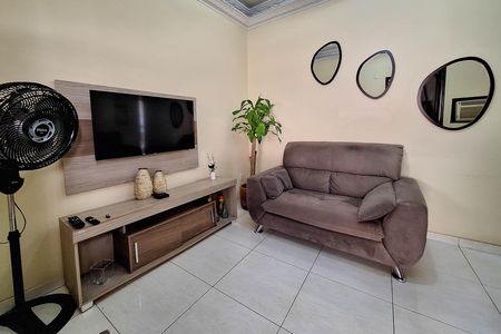 Sala de casa à venda com 2 quartos, 65m² em São Lourenço, Niterói