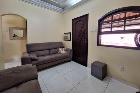Sala de casa à venda com 2 quartos, 65m² em São Lourenço, Niterói