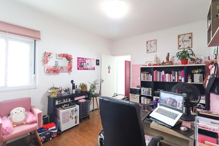 Casa à venda com 319m², 4 quartos e 7 vagas Casa à venda com 319m², 4 quartos e 7 vagasSuíte 3