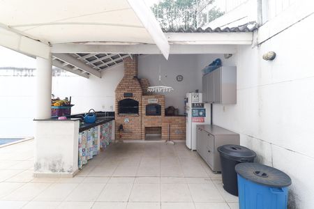 Casa à venda com 319m², 4 quartos e 7 vagas Casa à venda com 319m², 4 quartos e 7 vagasQuintal