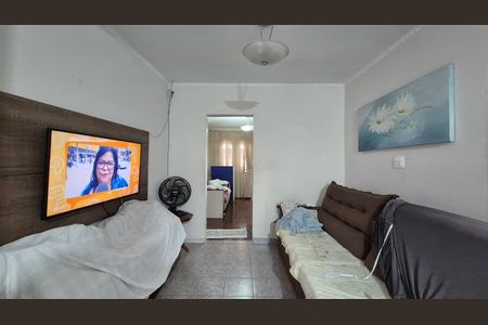 Casa à venda com 212m², 3 quartos e 2 vagas Casa à venda com 212m², 3 quartos e 2 vagasSala