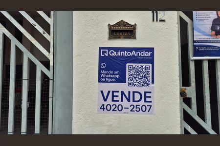 Casa à venda com 212m², 3 quartos e 2 vagas Casa à venda com 212m², 3 quartos e 2 vagasPlaca