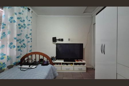 Casa à venda com 212m², 3 quartos e 2 vagas Casa à venda com 212m², 3 quartos e 2 vagasQuarto 2