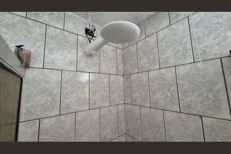 Casa à venda com 212m², 3 quartos e 2 vagas Casa à venda com 212m², 3 quartos e 2 vagasBanheiro 2
