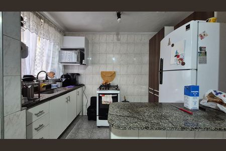 Casa à venda com 212m², 3 quartos e 2 vagas Casa à venda com 212m², 3 quartos e 2 vagasCozinha