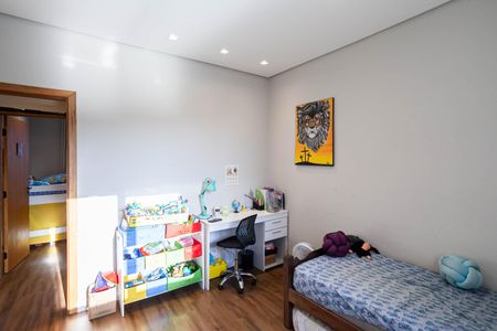 Casa à venda com 360m², 4 quartos e 4 vagas Casa à venda com 360m², 4 quartos e 4 vagasQuarto 2