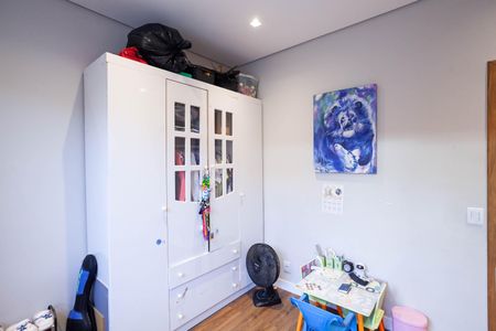 Casa à venda com 360m², 4 quartos e 4 vagas Casa à venda com 360m², 4 quartos e 4 vagasQuarto 1