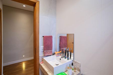 Casa à venda com 360m², 4 quartos e 4 vagas Casa à venda com 360m², 4 quartos e 4 vagasBanheiro social 2