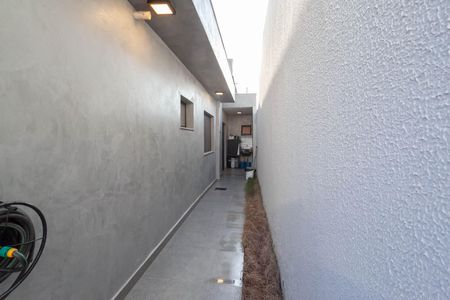 Casa à venda com 360m², 4 quartos e 4 vagas Casa à venda com 360m², 4 quartos e 4 vagasQuintal