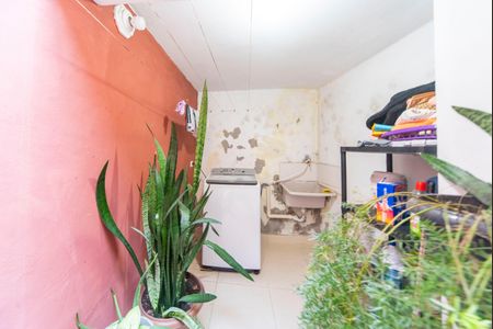 Casa à venda com 250m², 3 quartos e 2 vagas Casa à venda com 250m², 3 quartos e 2 vagasÁrea de Serviço
