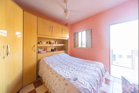 Casa à venda com 250m², 3 quartos e 2 vagas Casa à venda com 250m², 3 quartos e 2 vagasQuarto 1