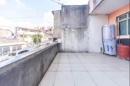 Casa à venda com 250m², 3 quartos e 2 vagas Casa à venda com 250m², 3 quartos e 2 vagasVaranda Frente