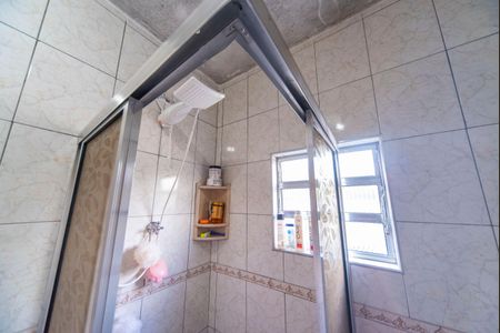 Casa à venda com 250m², 3 quartos e 2 vagas Casa à venda com 250m², 3 quartos e 2 vagasBanheiro 2