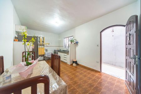 Casa à venda com 250m², 3 quartos e 2 vagas Casa à venda com 250m², 3 quartos e 2 vagasCozinha